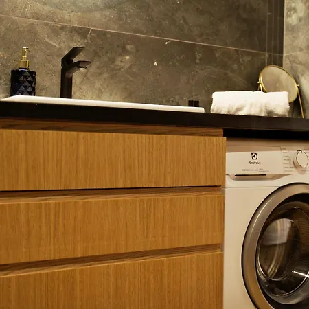 Thaddeus 48 Z Tarasem Apartament *