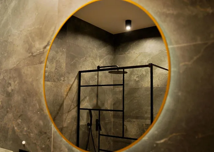 Thaddeus 48 Z Tarasem Apartmán